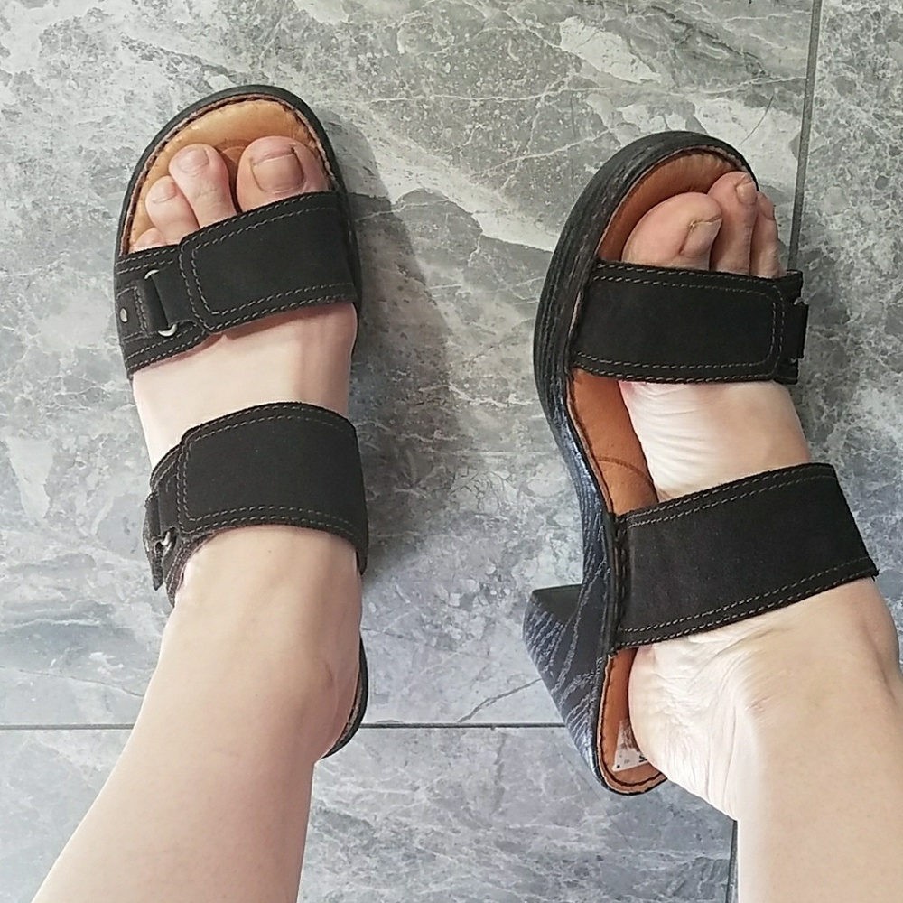Brown Size 9 Sandals